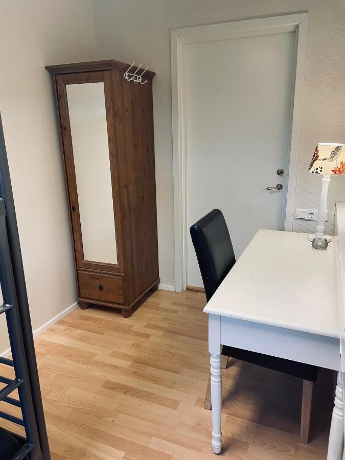 Bjoerkbackens Vandrarhem I Vimmerby Exterior foto